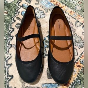 Lucky Brand Black Leather Maryjane Flats - size 8